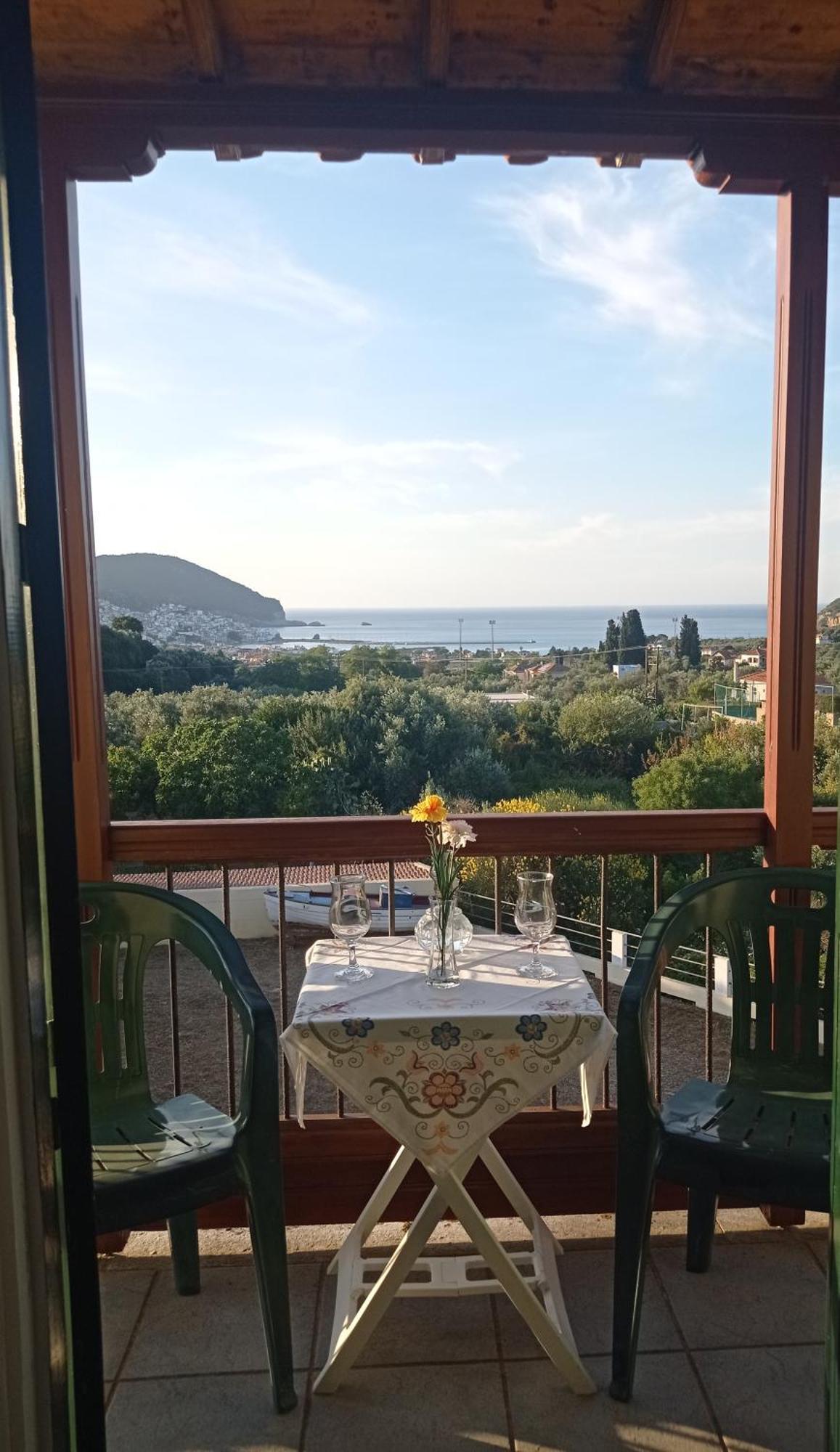 Alexandros Rooms & Studios Skopelos Exterior foto